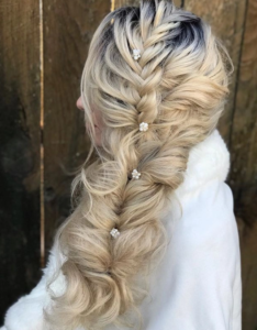 blonde bride hairstyle 05